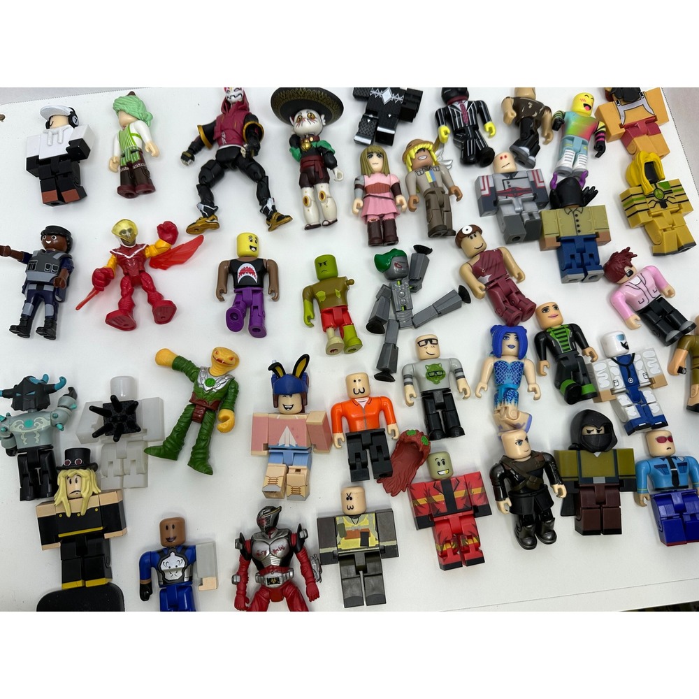 Roblox Action Figure Lot Mixed Mystery Series Characters Enderman 60+ Pieces